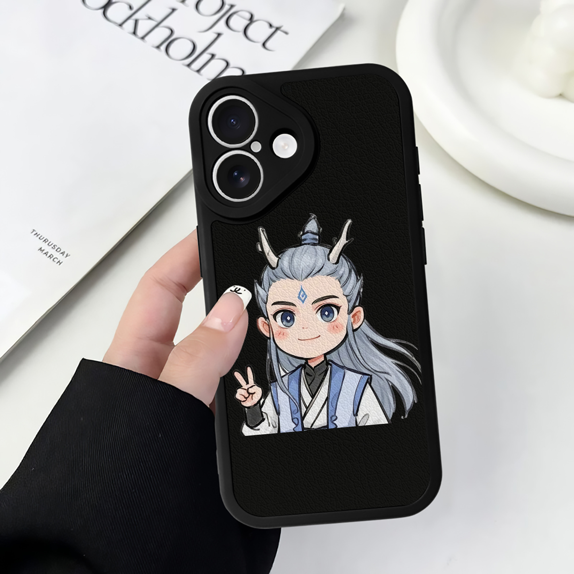 （画像用） Ne Zha 2 ナタ 魔童の大暴れ 【iPhone 16シリーズ対応】シリコンスマホケース（レザー調） 材質：シリコン
